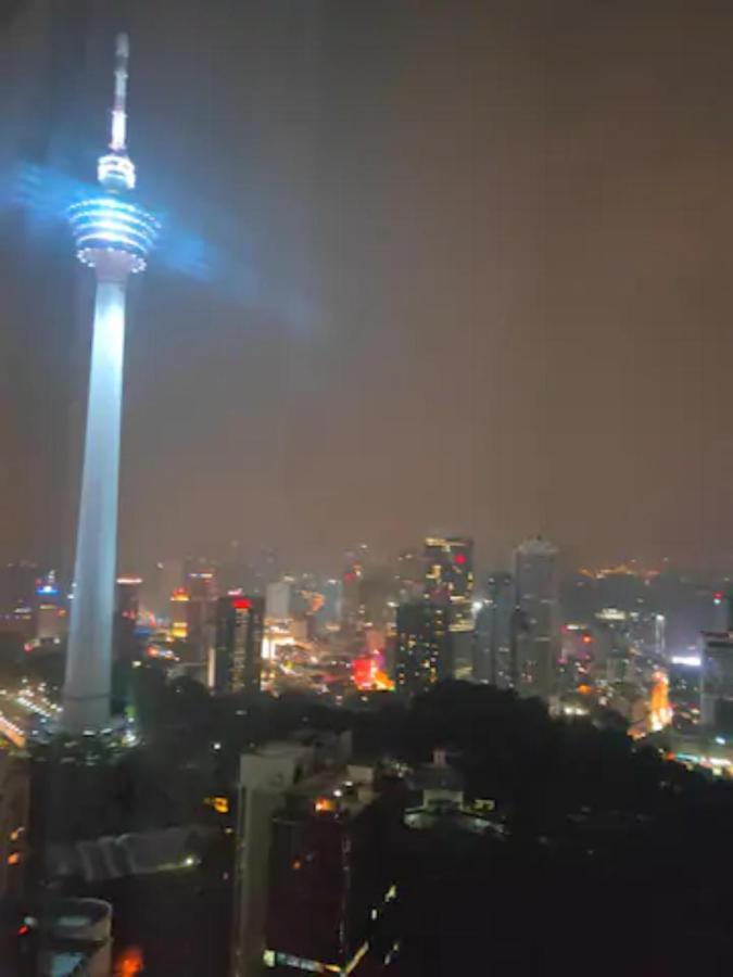 Vortex Suites Klcc By Sayang Куала Лумпур Екстериор снимка