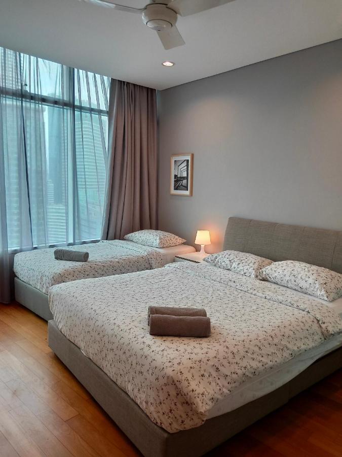 Vortex Suites Klcc By Sayang Куала Лумпур Екстериор снимка